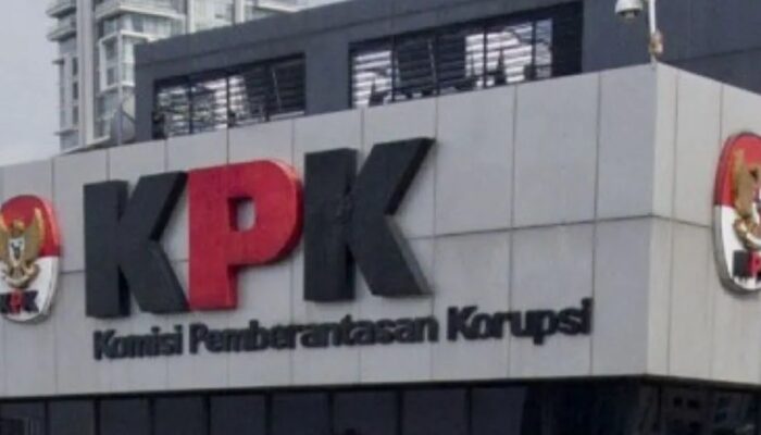KPK Periksa Direktur Kemenhut Terkait Kasus PT Inhutani V
