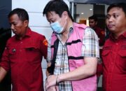 Dua Tersangka Kasus Korupsi Smartboard Ditahan