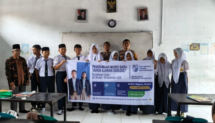 Polisi Sosialisasikan Penerimaan Murid Baru SMA Kemala Taruna Bhayangkara