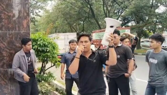 Skandal Smart Board Memanas, Kejati Didesak Tangkap Eks Pj Bupati Langkat dan Pj Walikota Tebing Tinggi