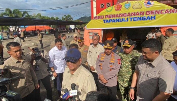 Brimob Amankan Kunjungan Presiden ke Sumut
