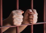 Curi Uang Milik Keluarganya, Perempuan di Samarinda Dijebloskan ke Penjara