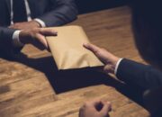 Direktur PML Ngaku Berikan Uang ke Dirut Inhutani V