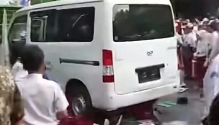 Mobil MBG Tabrak Pelajar SD, Puluhan Jadi Korban Termasuk Guru