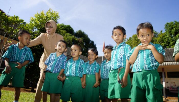 PalmCo Perkuat Akses Pendidikan Diwilayah Operasional