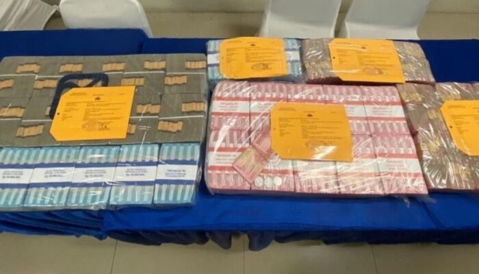 Polda Riau Sita Uang Rp3 Miliar dari Bandar Narkoba