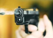 Polisi Baku Tembak dengan Begal, Satu Pelaku Tewas