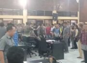 Rapat Paripurna di DPRD Ende Ricuh