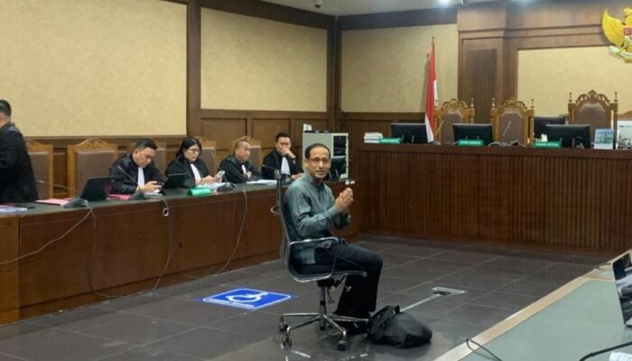 Nadiem Makarim Didakwa Rugikan Negara Rp2,1 Triliun Kasus Chromebook
