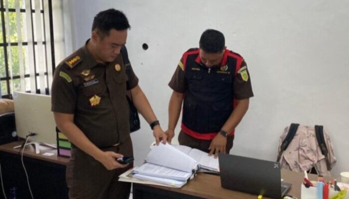 Kejati Kalteng Geledah Kantor DPMPTSP Terkait Kasus Tambang Zirkon