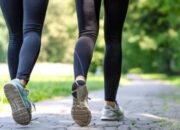 Rutin Jalan Kaki Dipercaya Bisa Perpanjang Usia