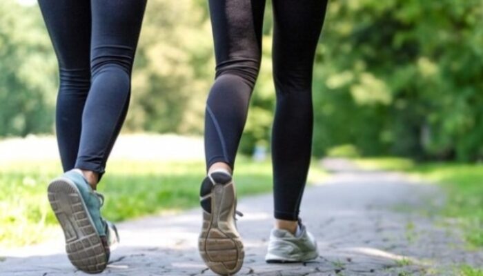 Rutin Jalan Kaki Dipercaya Bisa Perpanjang Usia