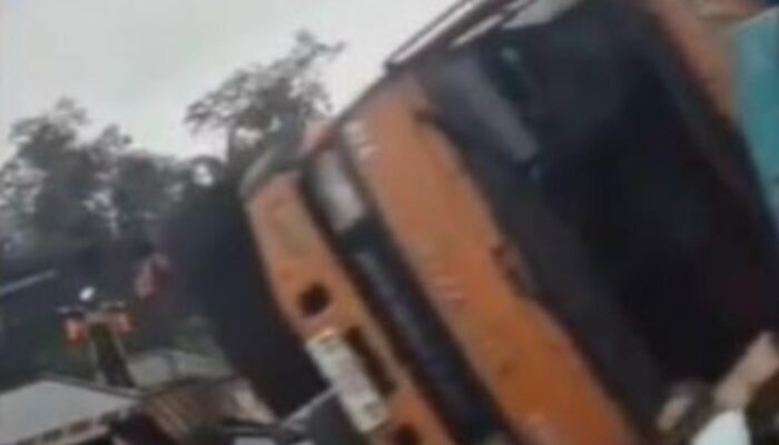 Kecelakaan Beruntun di Tol Cisumdawu Tewaskan 3 Orang