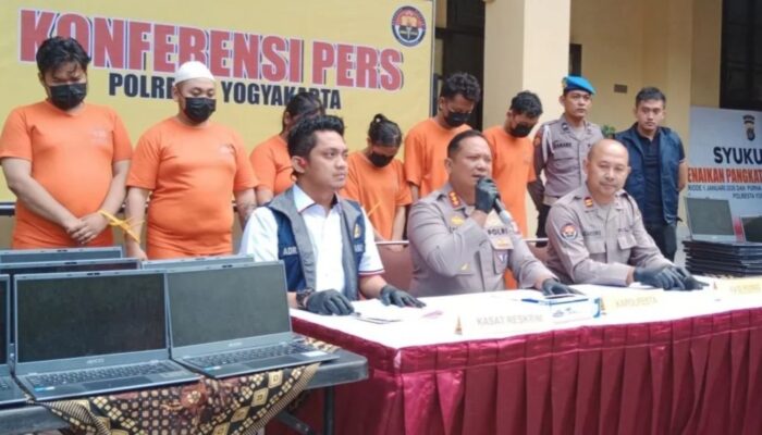 Polisi Amankan 6 Tersangka Praktik Love Scamming