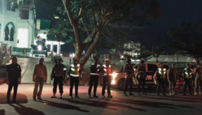 Jaga Ketertiban Kota Tebing Tinggi, Brimob Bersama TNI Gelar Patroli