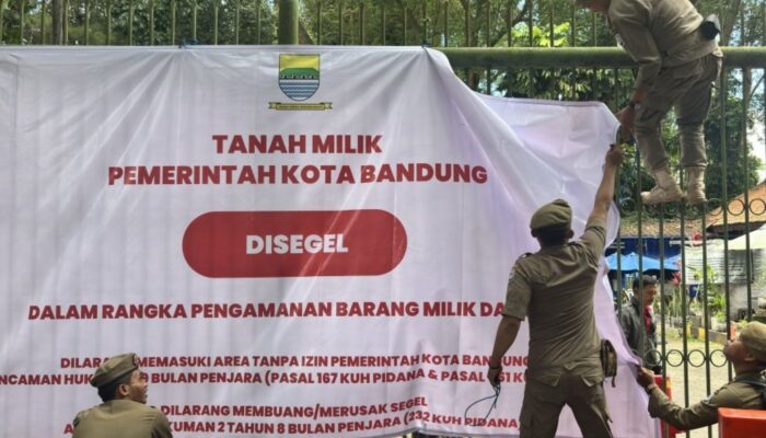 Kemenhut Cabut Izin Konservasi Bandung Zoo