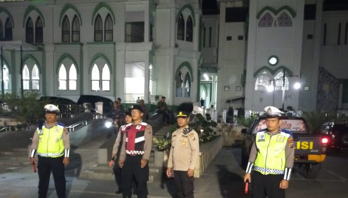 Polres Tebing Tinggi Gelar Patroli Terpadu Amankan Ibadah Tarawih