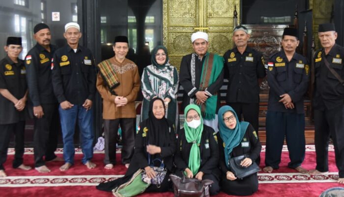 Majelis Taklim Al Haura Gelar Sholat Tasbih dan Santuni Anak Yatim