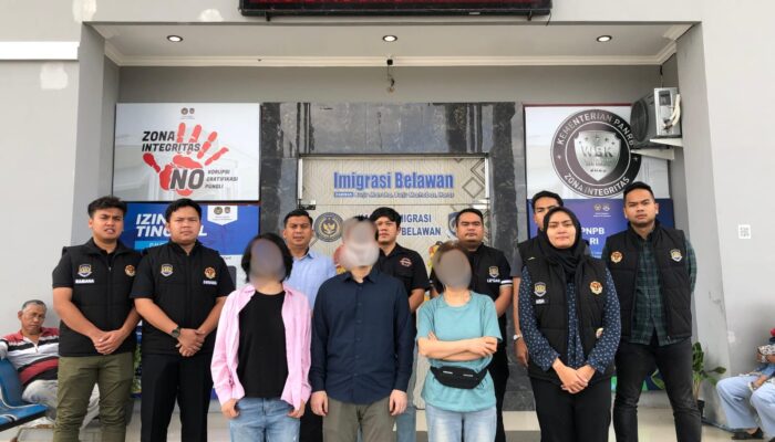 Kantor Imigrasi Belawan Deportasi Tiga WNA Korea Selatan