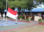 Kapolres Langkat Pimpin Upacara di SMAN 1 Stabat
