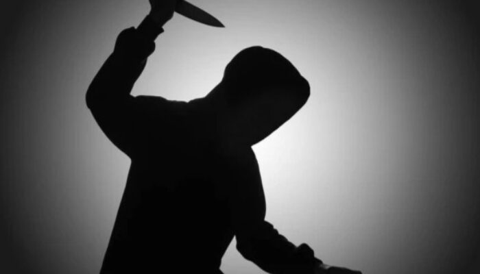 Cemburu Buta Pisau Dapur Bicara, Pria di Batam Habisi Mantan Kekasih Sesama Jenis