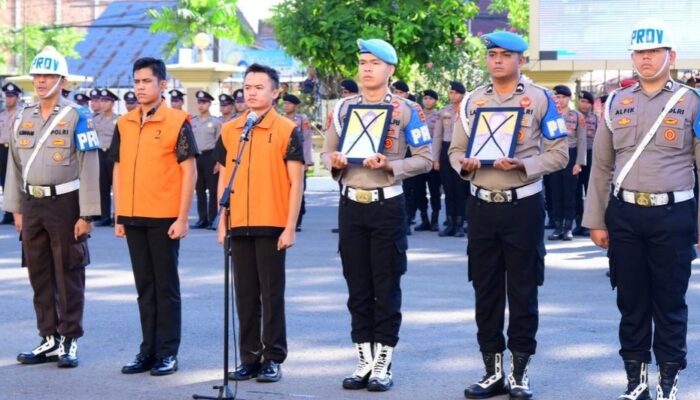 Dua Polisi Pelaku Rudapaksa Remaja Putri di Jambi Dipecat, Seragam Dicopot Ganti Baju Tahanan