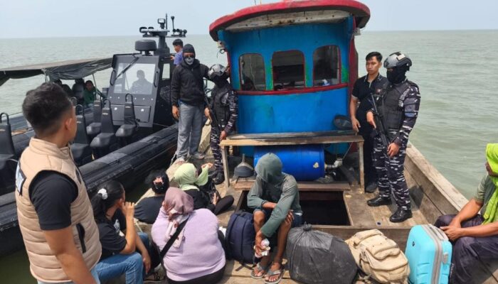 Lanal TBA dan Imigrasi Kelas II TPI Tanjungbalai Gagalkan PMI Non Prosedural