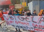 Kampus UBT Medan Didemo Mahasiswa Terkait Pengelolaan KIP Kuliah