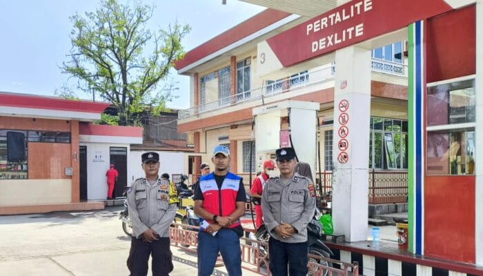 Polisi Kawal Sejumlah SPBU di Tanjungbalai