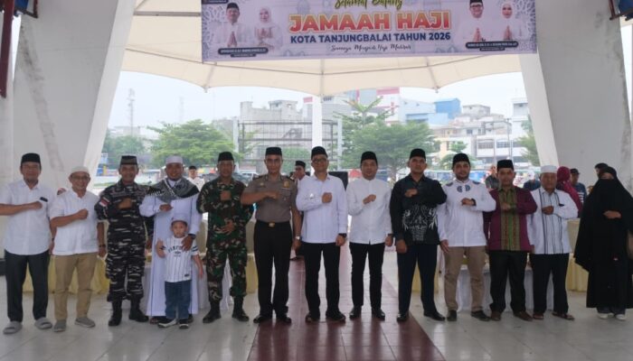 Jamaah Haji Tanjungbalai Kloter 11 Tiba di Tanah Air