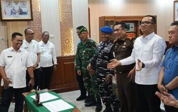Pemko Tanjungbalai Tandatangani Komitmen Bersama Dukung SPMB Ramah
